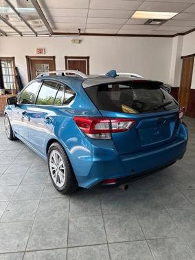 2017 Subaru Impreza 2.0i Premium
