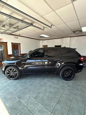 2019 Jeep Grand Cherokee Altitude