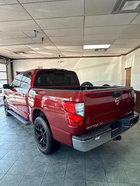 2019 Nissan Titan SV