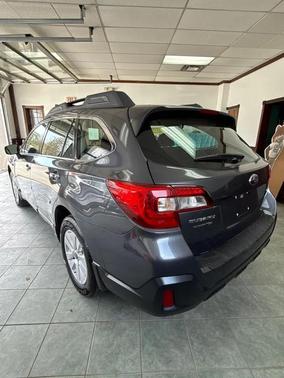 2018 Subaru Outback 2.5i