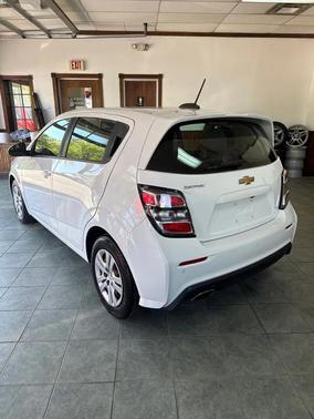 2020 Chevrolet Sonic FWD Hatchback 1FL 5-Door
