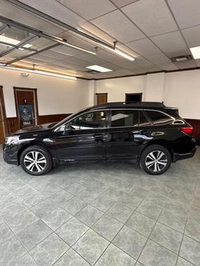 Black 2019 Subaru Outback 2.5i Limited