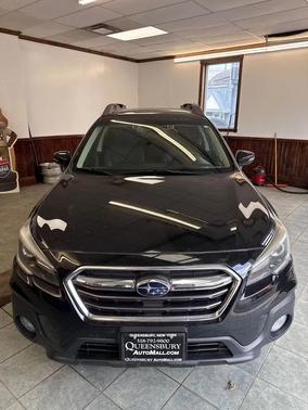 Black 2019 Subaru Outback 2.5i Limited