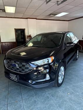 2022 Ford Edge Titanium