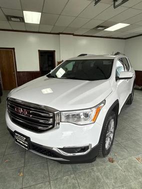 2018 GMC Acadia SLE-2