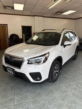 White 2021 Subaru Forester Premium