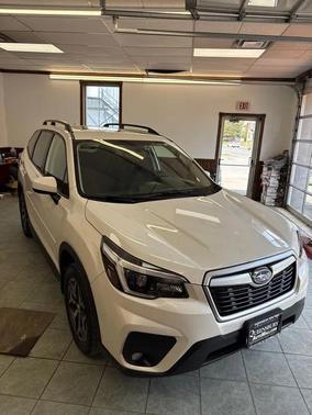 White 2021 Subaru Forester Premium