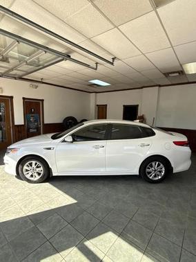 2016 Kia Optima LX