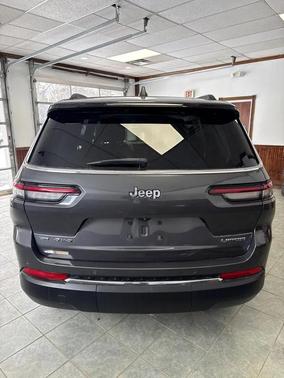 2023 Jeep Grand Cherokee L Laredo