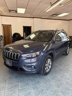 Blue 2019 Jeep Cherokee Latitude Plus