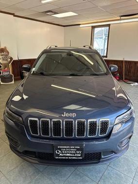 Blue 2019 Jeep Cherokee Latitude Plus