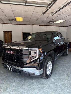 2023 GMC Sierra 1500 Pro