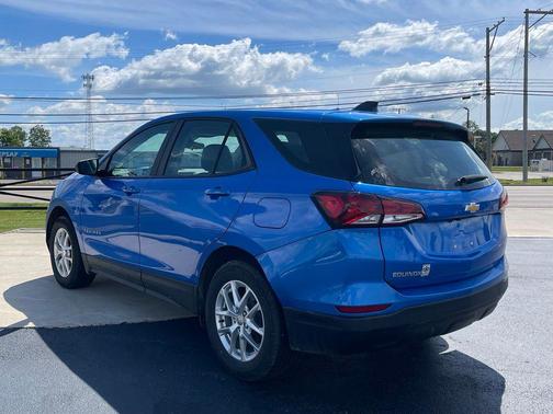 Riptide Blue Metallic 2024 Chevrolet Equinox LS