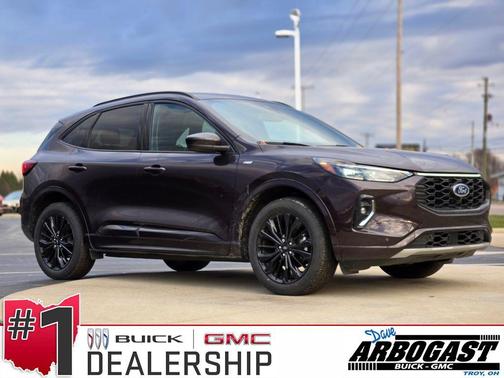 2023 Ford Escape ST-Line Elite