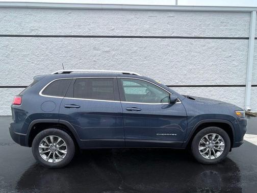 Slate Blue Pearlcoat 2021 Jeep Cherokee Latitude Lux