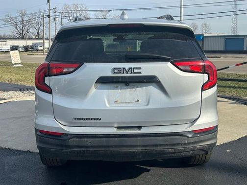 2021 GMC Terrain SLT