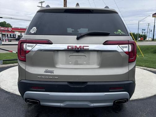 2022 GMC Acadia FWD SLT