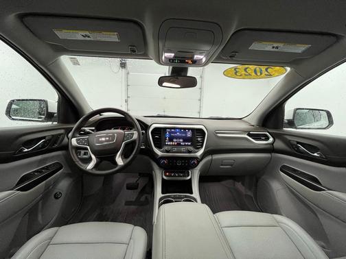 2023 GMC Acadia FWD SLT