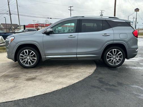 2023 GMC Terrain Denali