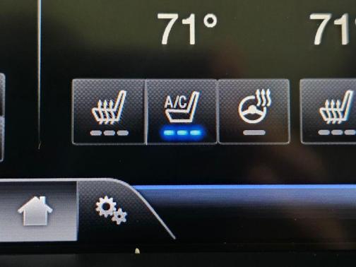 2014 Lincoln MKX Base