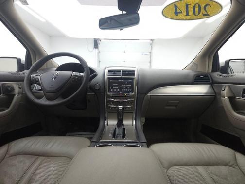 2014 Lincoln MKX Base