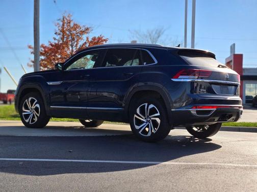 2023 Volkswagen Atlas Cross Sport 3.6L V6 SEL