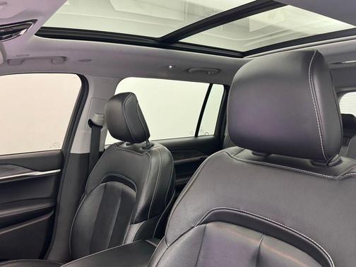 Baltic Gray Metallic Clearcoat 2022 Jeep Grand Cherokee L Limited