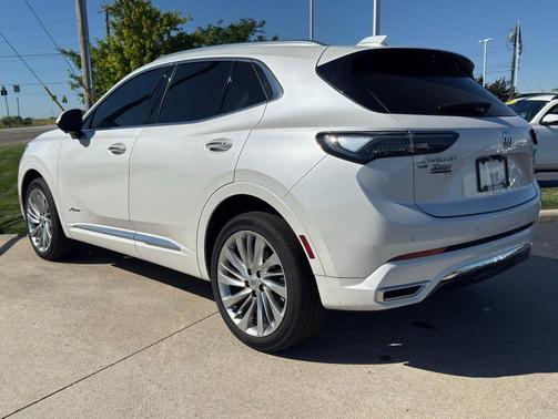 White Frost Tricoat 2024 Buick Envision Avenir AWD