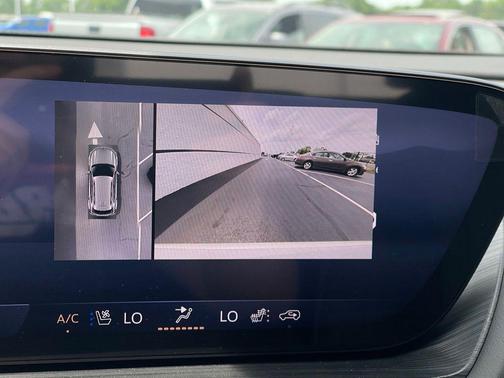 White Frost Tricoat 2024 Buick Envision Avenir AWD