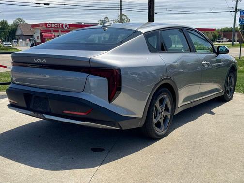 Steel Gray 2025 Kia K4 LXS