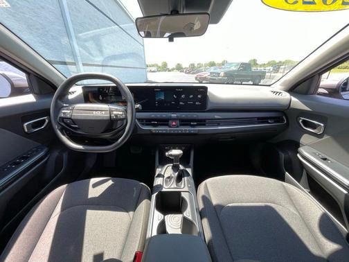 Steel Gray 2025 Kia K4 LXS