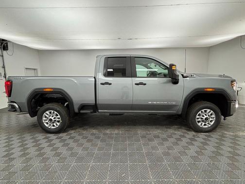 2026 GMC Sierra 2500 Base