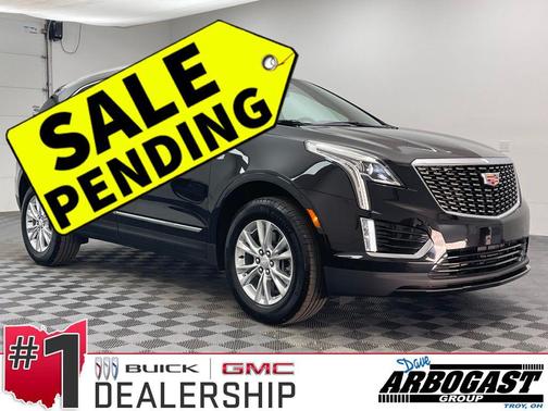 Stellar Black Metallic 2025 Cadillac XT5 Luxury