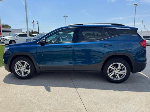 Blue Emerald Metallic 2020 GMC Terrain SLE