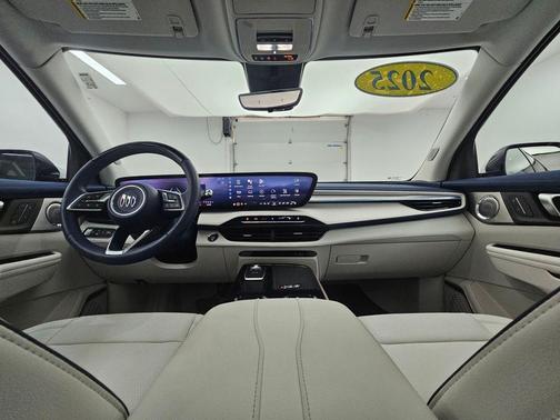 2025 Buick Enclave Avenir FWD