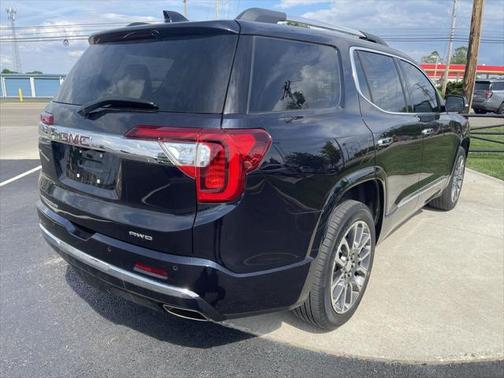 2022 GMC Acadia Denali