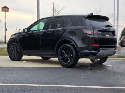 2025 Land Rover Discovery Sport S
