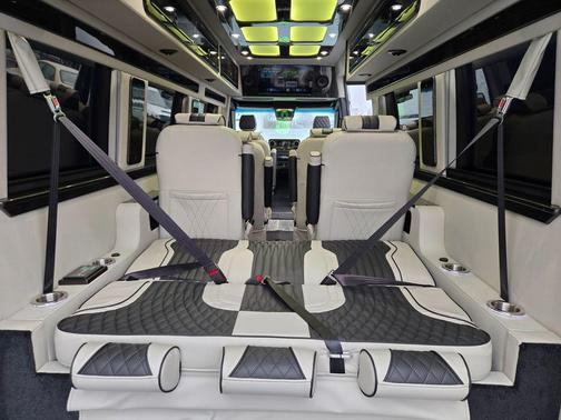 2024 Mercedes-Benz Sprinter 3500XD High Roof