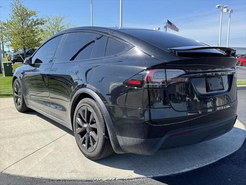 2023 Tesla Model X Standard Range
