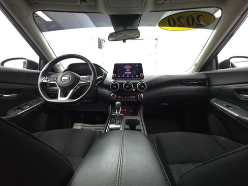 2020 Nissan Sentra SR