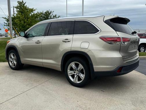 Creme Brulee Mica 2015 Toyota Highlander Limited Platinum