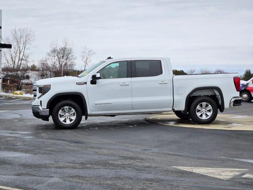 2025 GMC Sierra 1500 SLE