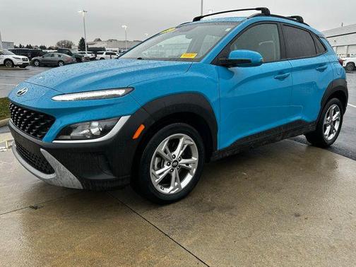 2022 Hyundai KONA SEL