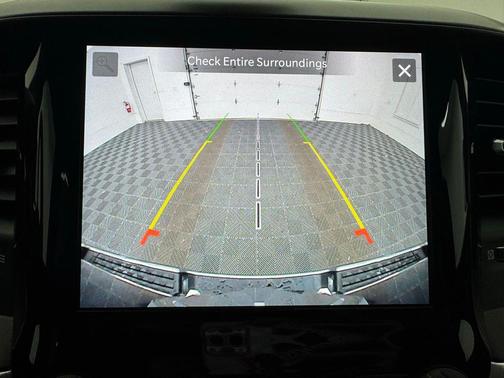 Patriot Blue Pearlcoat 2022 RAM 1500 Big Horn/Lone Star