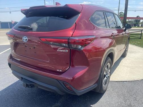 2021 Toyota Highlander Hybrid XLE