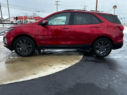 2022 Chevrolet Equinox FWD RS