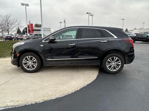 2022 Cadillac XT5 Premium Luxury