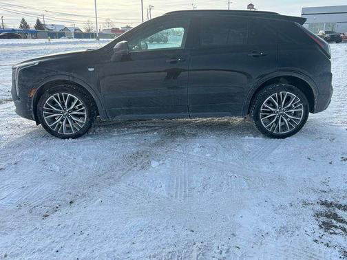 2024 Cadillac XT4 Sport