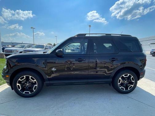 Brown Metallic 2021 Ford Bronco Sport Outer Banks