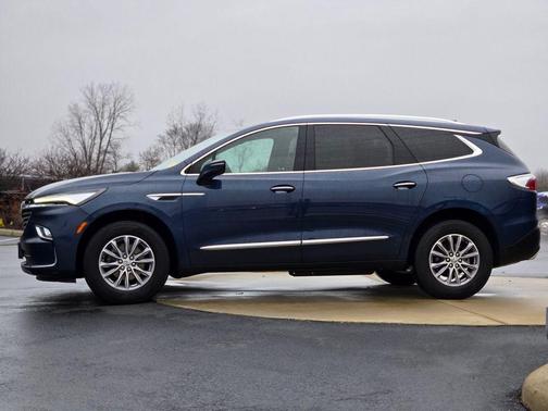 2023 Buick Enclave Essence FWD